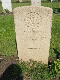 Cairo War Memorial Cemetery - Nelson, E