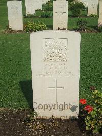 Cairo War Memorial Cemetery - Newbury, W