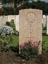 Cairo War Memorial Cemetery - Nicholl, Arthur Richard