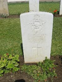 Cairo War Memorial Cemetery - Nourse, P L