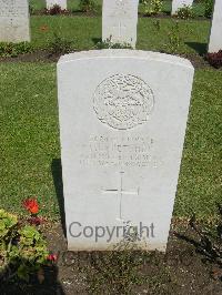 Cairo War Memorial Cemetery - Petchey, Cyril George