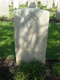 Cairo War Memorial Cemetery - Pitts, S