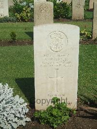 Cairo War Memorial Cemetery - Quarrell, George