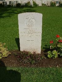 Cairo War Memorial Cemetery - Railton, Alan