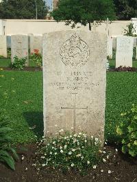 Cairo War Memorial Cemetery - Roberts, D