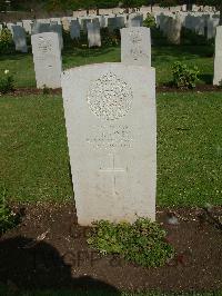 Cairo War Memorial Cemetery - Rooney, T