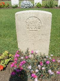 Cairo War Memorial Cemetery - Saint, Frank Garfield