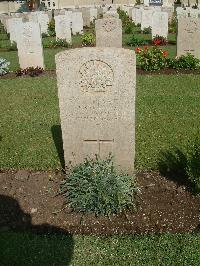 Cairo War Memorial Cemetery - Saunders, James