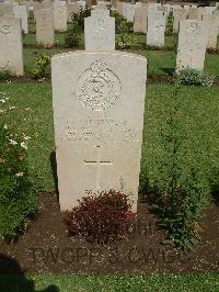 Cairo War Memorial Cemetery - Shaw, John James McIntosh