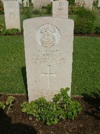 Cairo War Memorial Cemetery - Sherratt, J