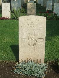 Cairo War Memorial Cemetery - Shore, John