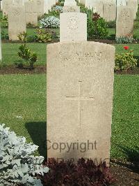 Cairo War Memorial Cemetery - Starling, J