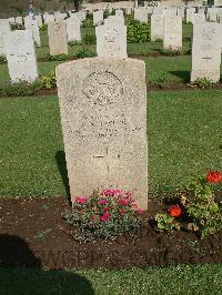 Cairo War Memorial Cemetery - Taylor, Peter Noel