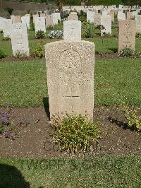 Cairo War Memorial Cemetery - Thorpe, Ernest