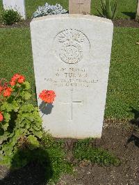 Cairo War Memorial Cemetery - Turner, W