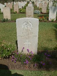 Cairo War Memorial Cemetery - Tyson, C