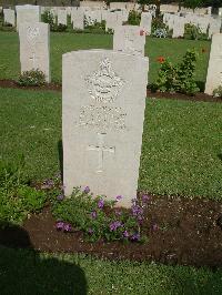 Cairo War Memorial Cemetery - Walsh, Maxwell John Shipp