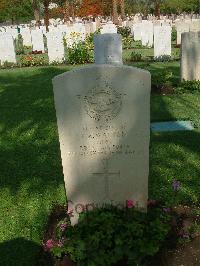 Cairo War Memorial Cemetery - Walton, Francis Adrian