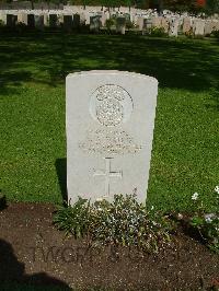 Cairo War Memorial Cemetery - Watkin, R A