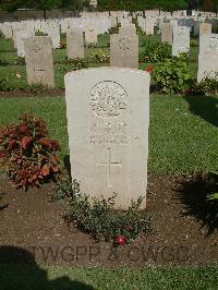 Cairo War Memorial Cemetery - Wells, Frank Ernest