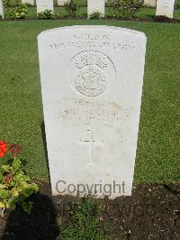 Cairo War Memorial Cemetery - Williams, H G