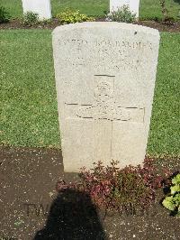 Cairo War Memorial Cemetery - Worrall, E