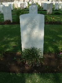 Cairo War Memorial Cemetery - Wraith, Norman