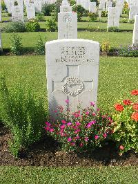 Heliopolis War Cemetery - Allen, William Burnett