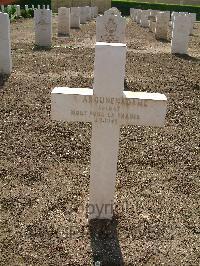 Heliopolis War Cemetery - Arounenadame, S