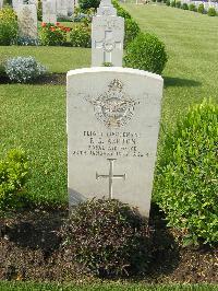 Heliopolis War Cemetery - Ashton, Ronald George