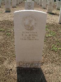 Heliopolis War Cemetery - Beyers, R A