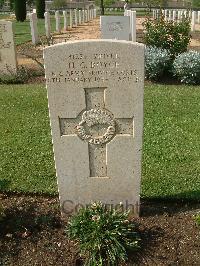 Heliopolis War Cemetery - Boyce, Henry George