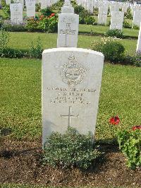 Heliopolis War Cemetery - Bullock, James