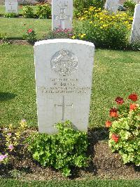 Heliopolis War Cemetery - Burns, William