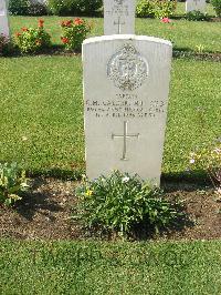 Heliopolis War Cemetery - Calder, George MacBeth