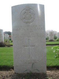 Heliopolis War Cemetery - Clarke, The Rev. Vernon Callard