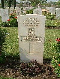 Heliopolis War Cemetery - Davis, Martin Oliver Amphlett