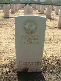 Heliopolis War Cemetery - Davison, J W