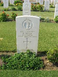 Heliopolis War Cemetery - Fenton, Harry