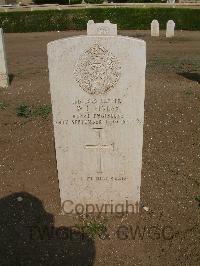 Heliopolis War Cemetery - Finlay, W J