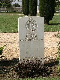 Heliopolis War Cemetery - Gifford, Ronald