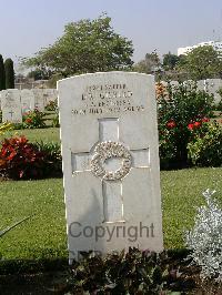 Heliopolis War Cemetery - Gilberd, Douglas Ralph