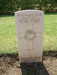 Heliopolis War Cemetery - Grant, Robert James