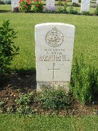 Heliopolis War Cemetery - Graves, John