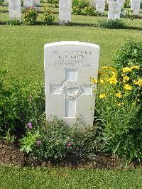 Heliopolis War Cemetery - Green, Robert Noel