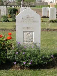 Heliopolis War Cemetery - Hanusz, E J