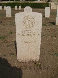 Heliopolis War Cemetery - Harper, R T