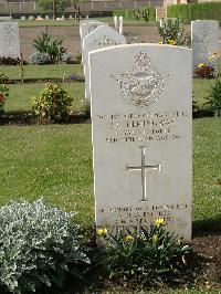 Heliopolis War Cemetery - Hemingway, John Charles