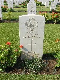 Heliopolis War Cemetery - Hindry, John Leslie Taylor