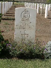 Heliopolis War Cemetery - Hogan, Leonard John